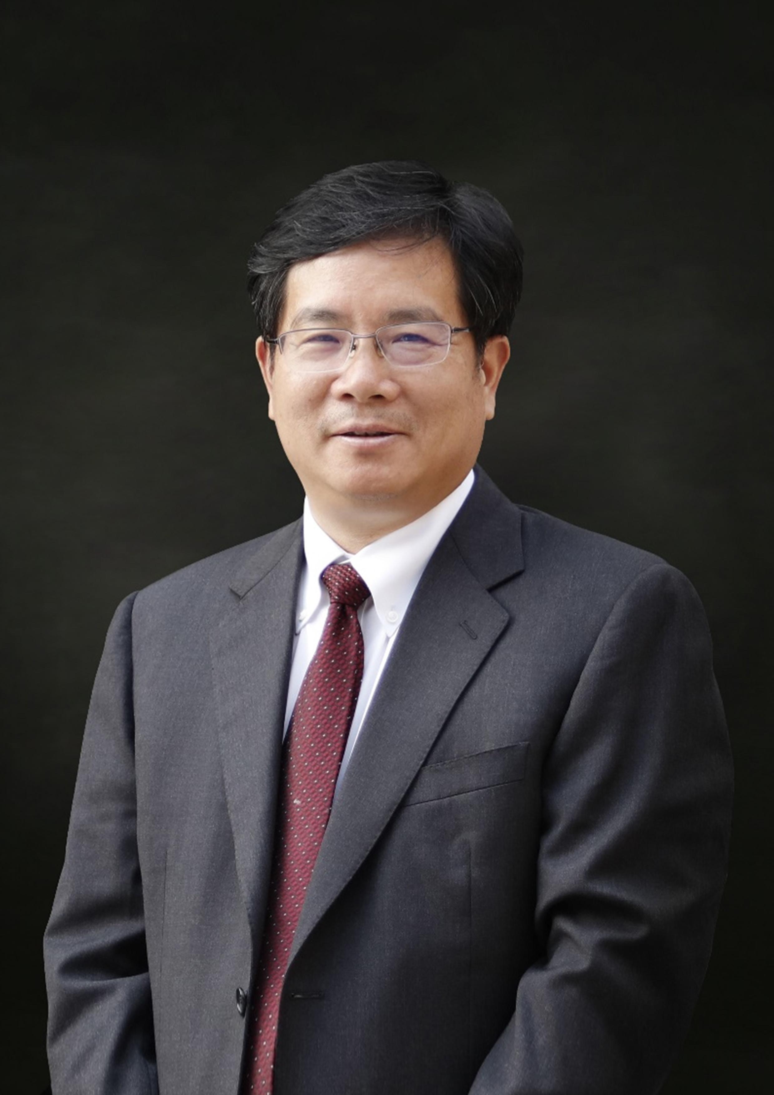 Dr. Ding Lieming